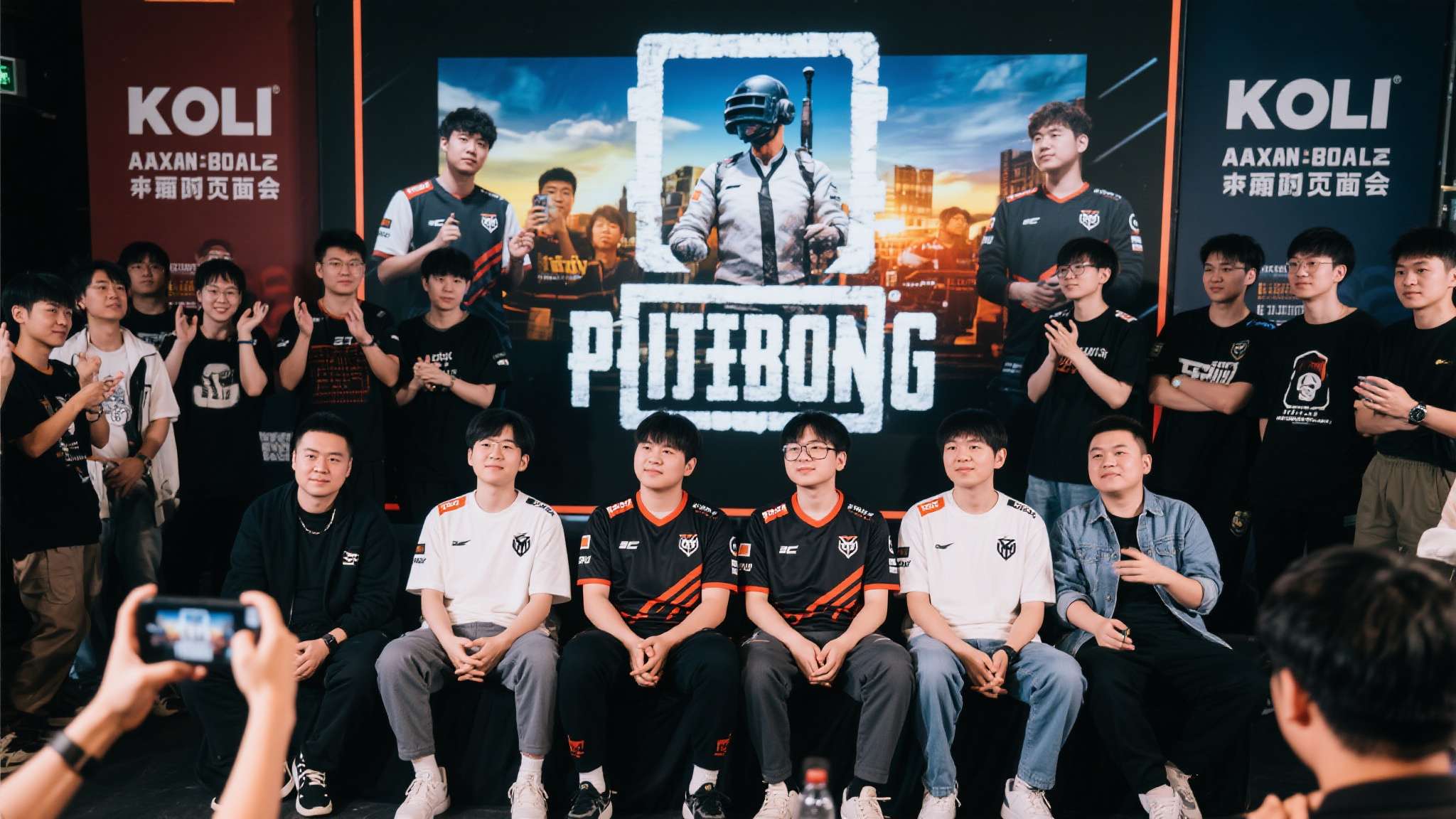 《PUBG》亮相全球流行文化盛典“ComplexCon Hong Kong 2026” KOL与职业选手见面会:邀请亚洲区顶尖《PUBG》职业选手及头部内容创作者出席,